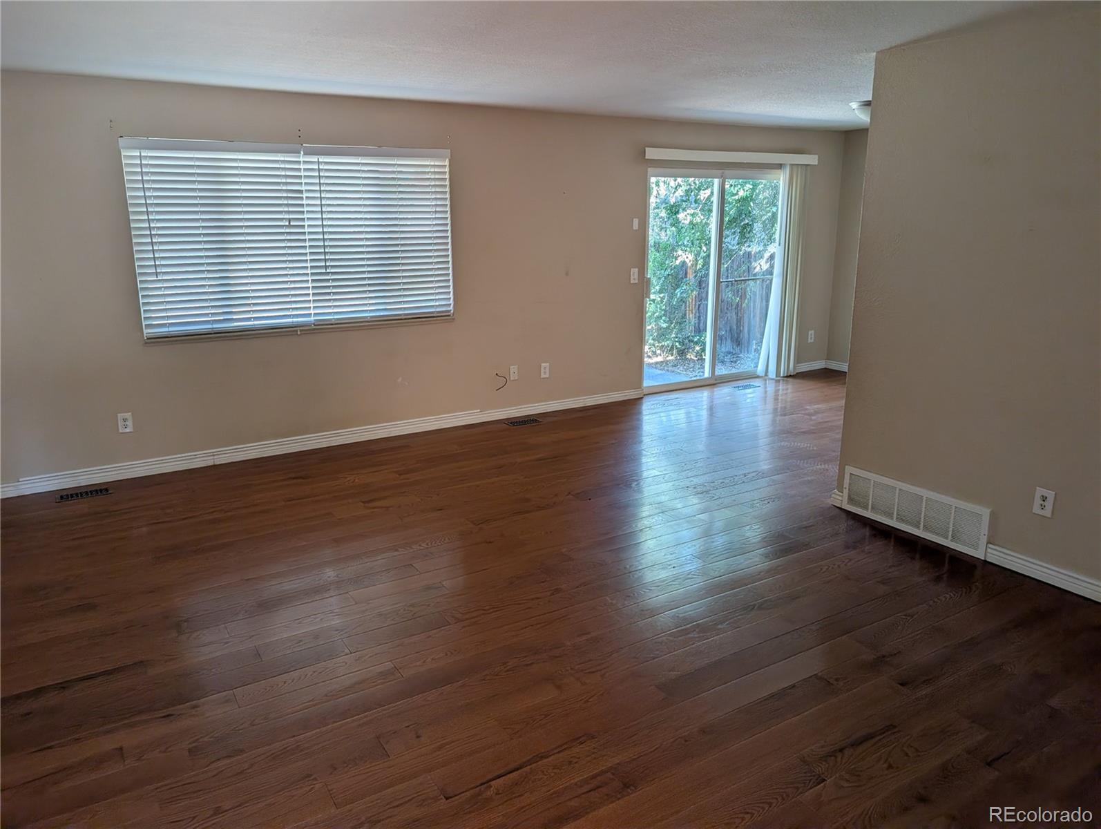 MLS Image #2 for 2949 s biscay street,aurora, Colorado