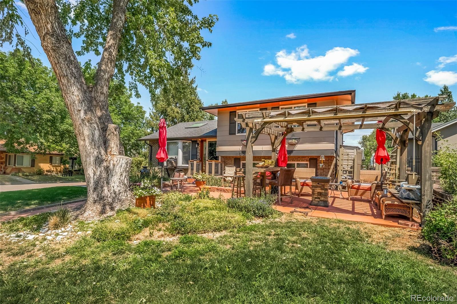 MLS Image #2 for 1590  roslyn street,denver, Colorado