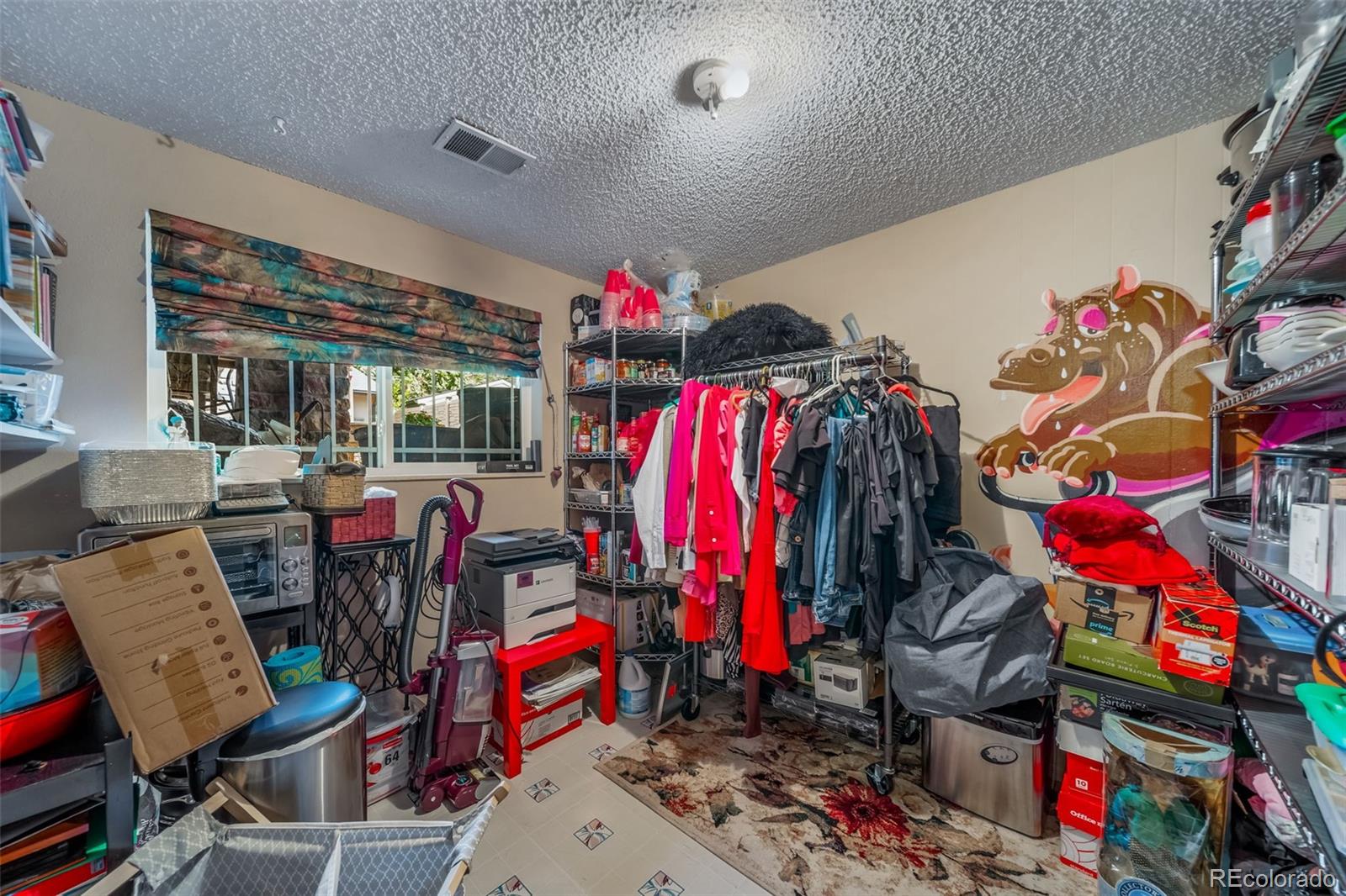MLS Image #20 for 1590  roslyn street,denver, Colorado