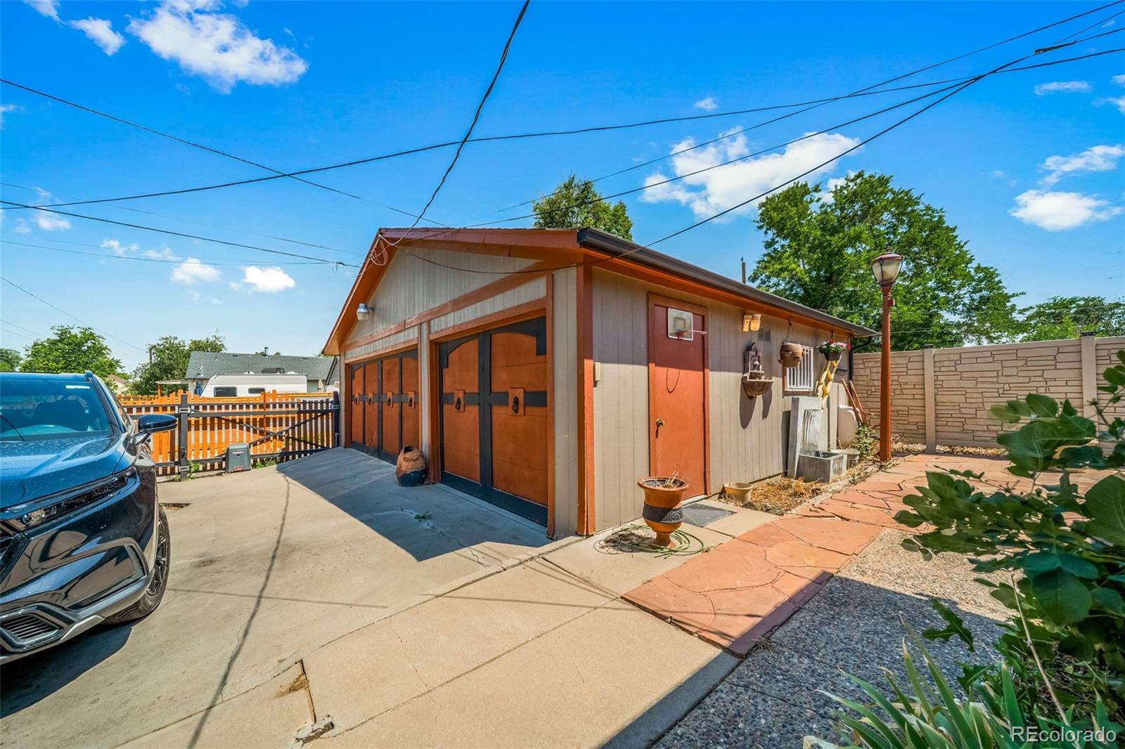 MLS Image #27 for 1590  roslyn street,denver, Colorado