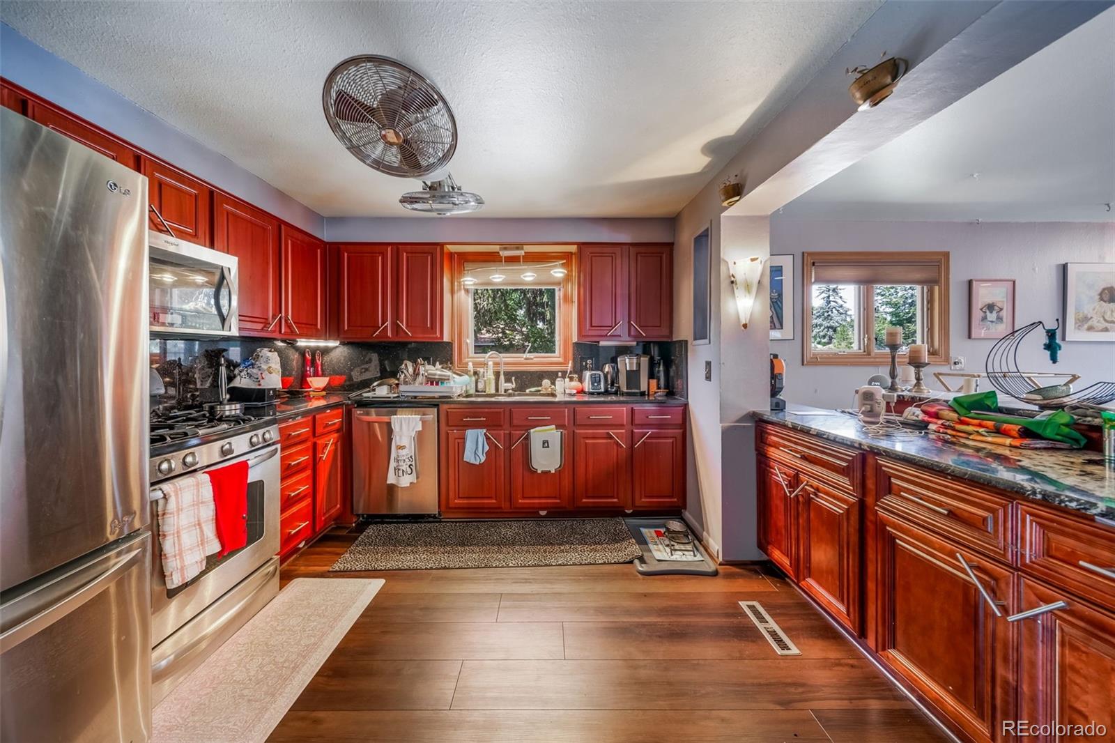 MLS Image #9 for 1590  roslyn street,denver, Colorado