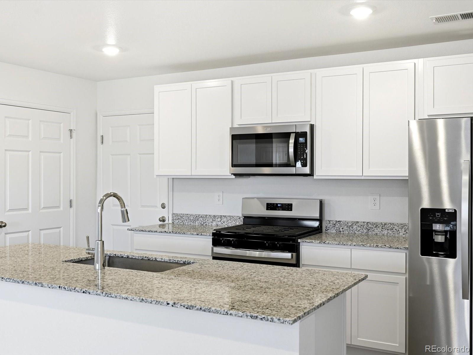 MLS Image #6 for 21229  e 65th avenue ,aurora, Colorado
