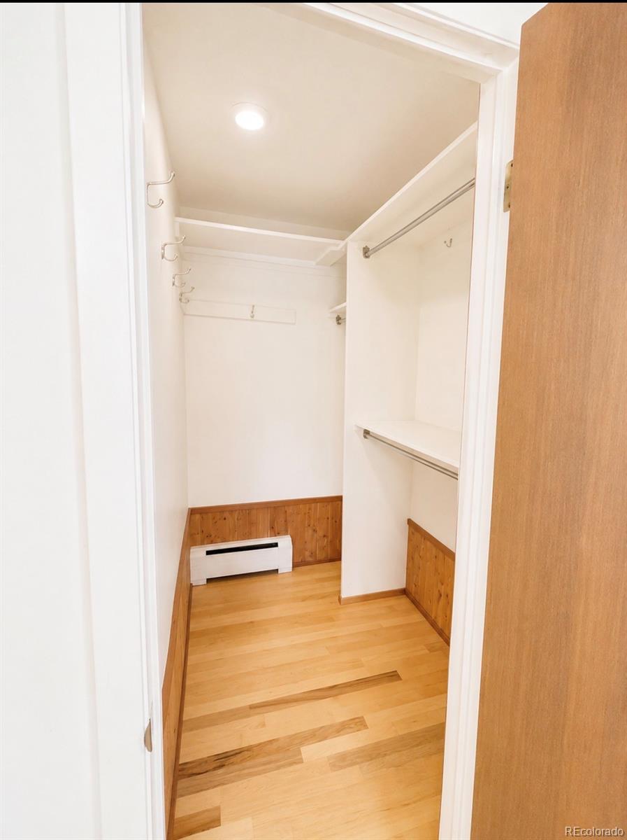 MLS Image #11 for 2800 s york street,denver, Colorado