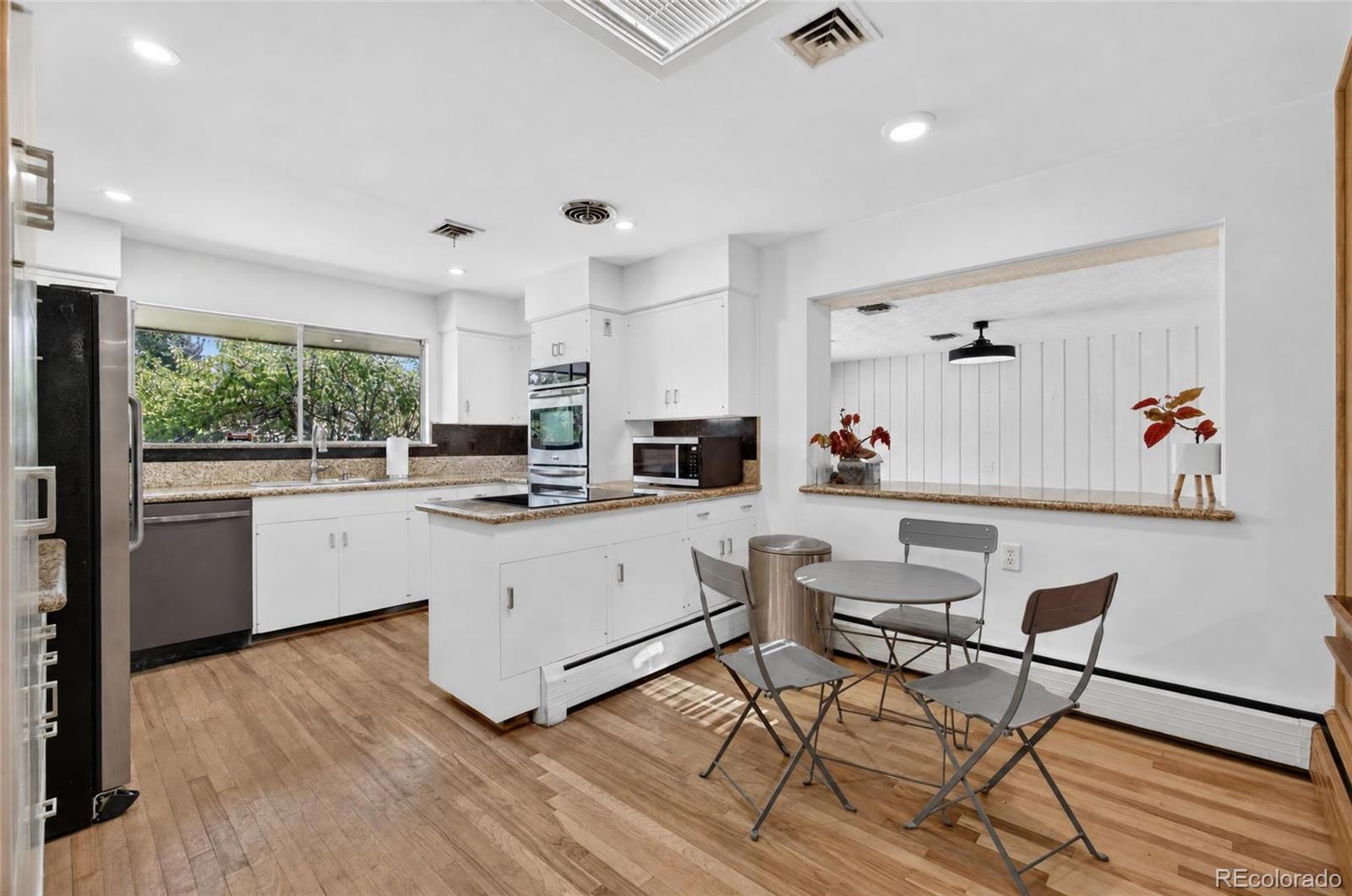 MLS Image #15 for 2800 s york street,denver, Colorado
