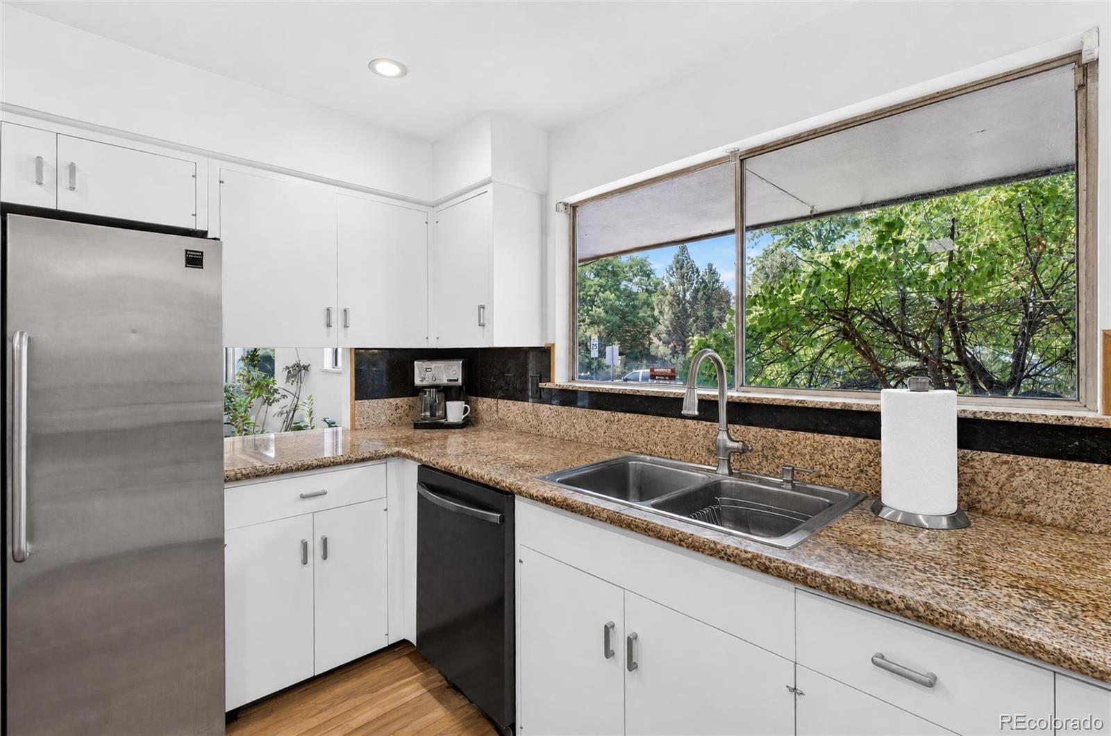 MLS Image #18 for 2800 s york street,denver, Colorado
