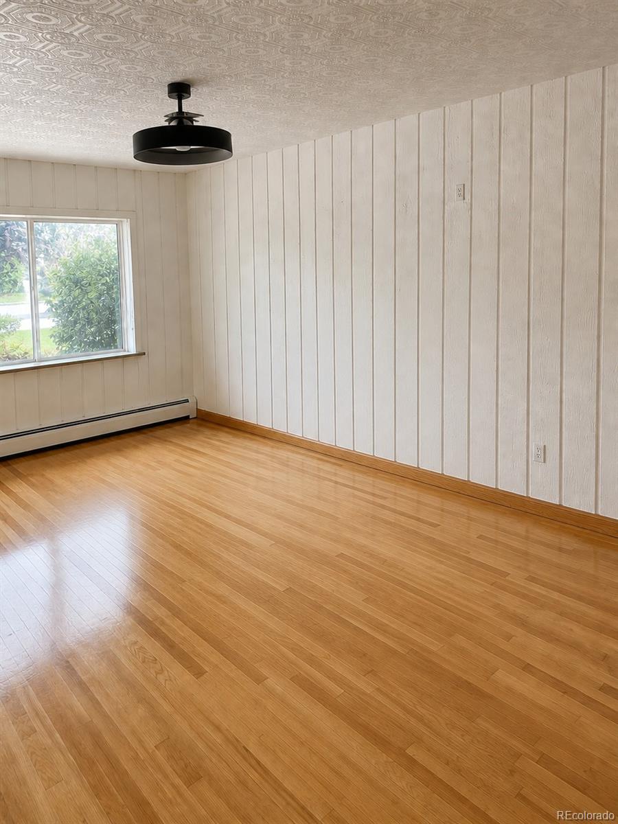 MLS Image #4 for 2800 s york street,denver, Colorado