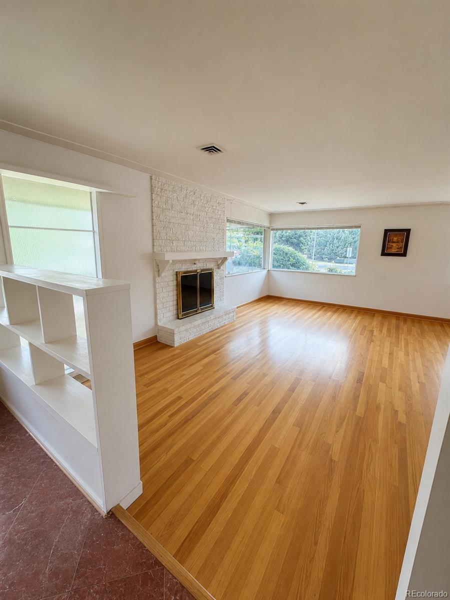 MLS Image #5 for 2800 s york street,denver, Colorado