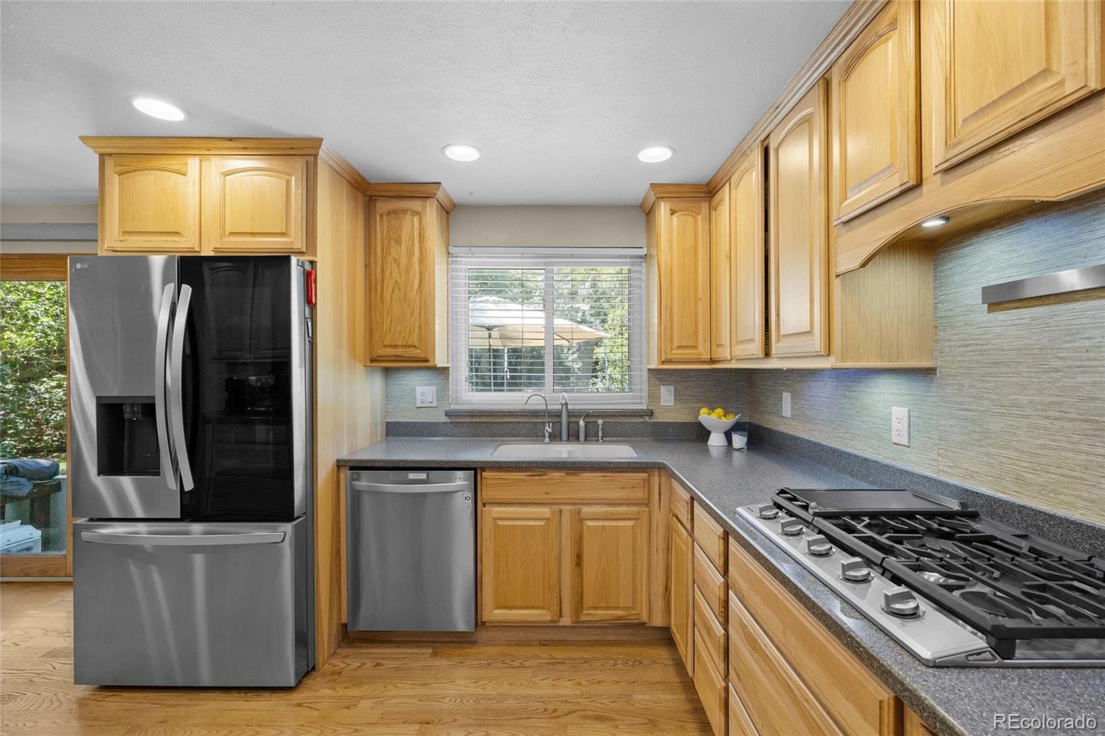 MLS Image #10 for 6209 s lee street,littleton, Colorado