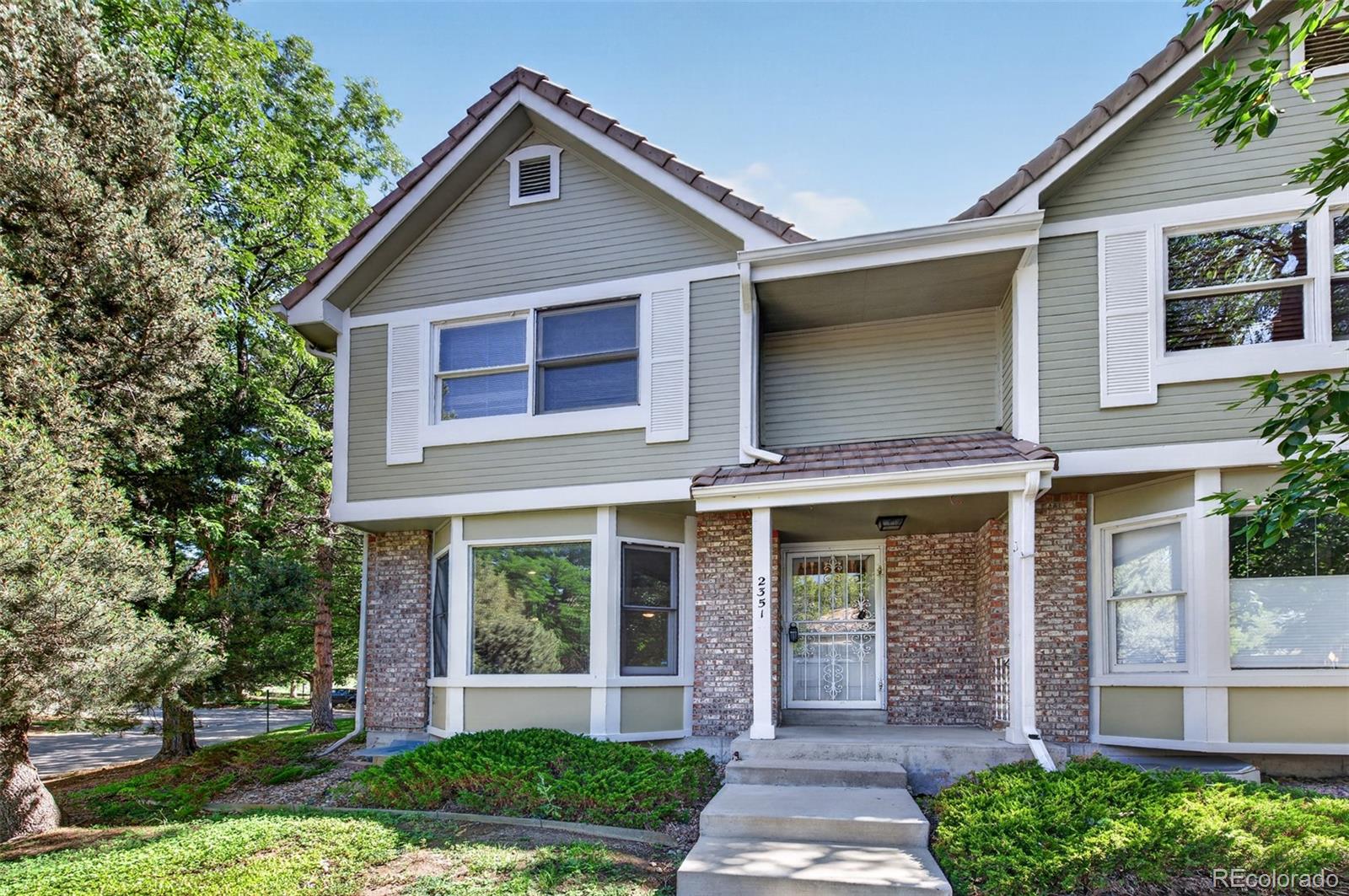 MLS Image #1 for 2351  ranch drive,denver, Colorado