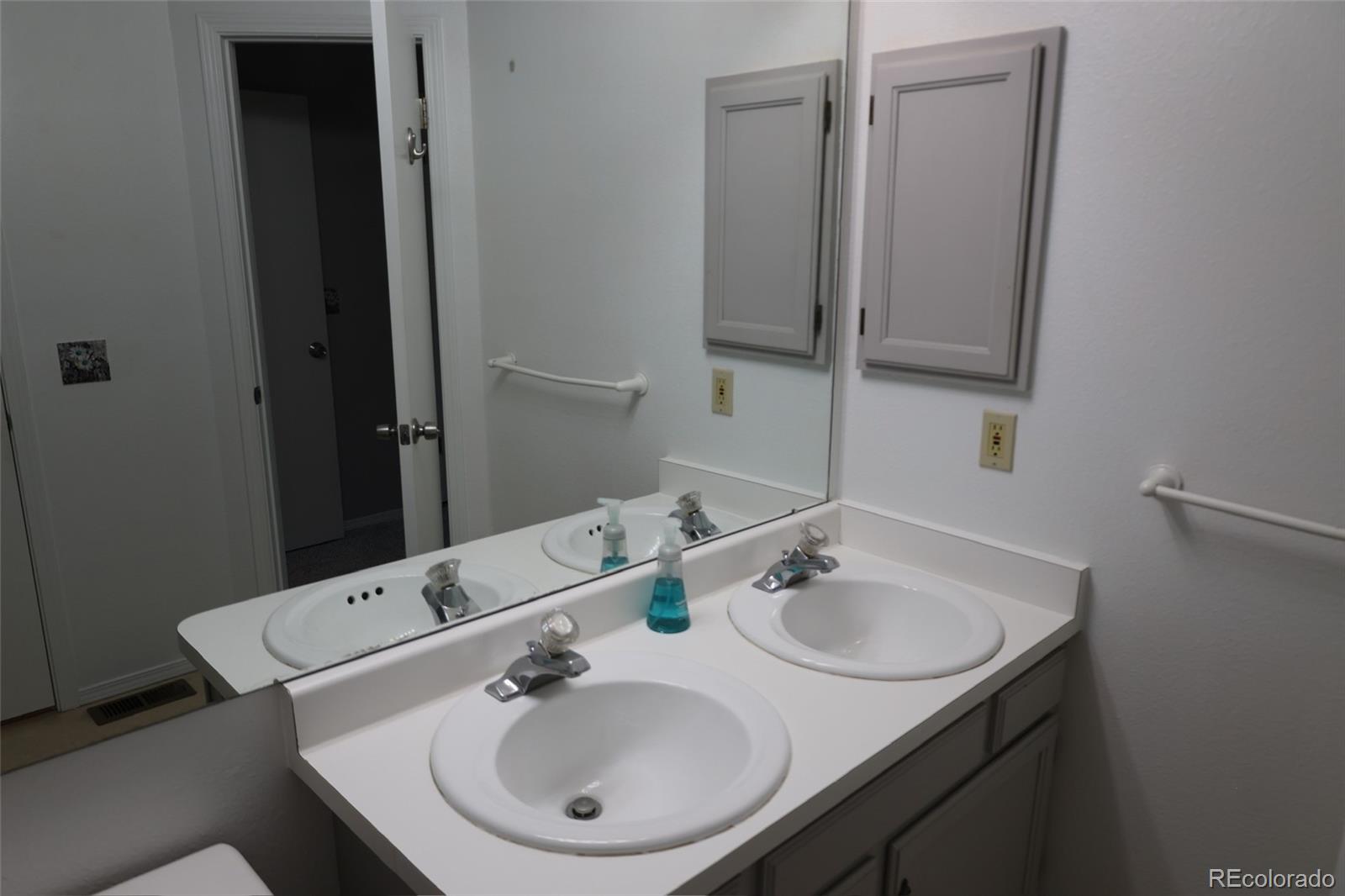 MLS Image #19 for 10879 w dartmouth avenue,denver, Colorado