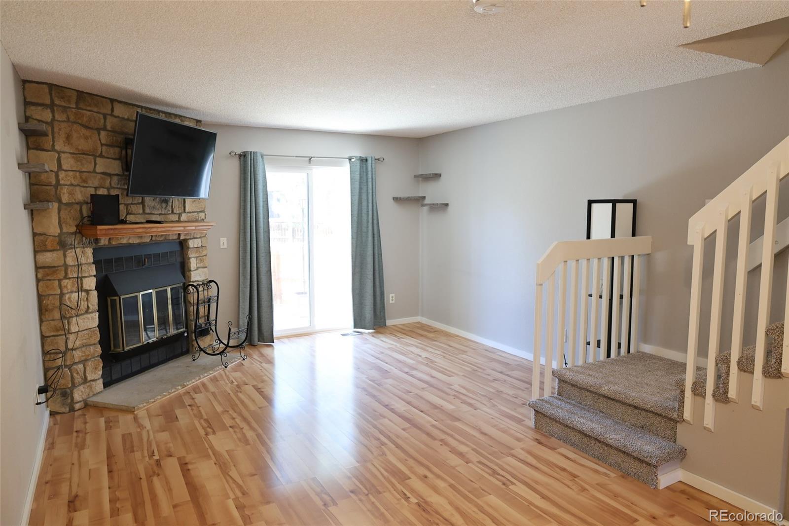 MLS Image #3 for 10879 w dartmouth avenue,denver, Colorado