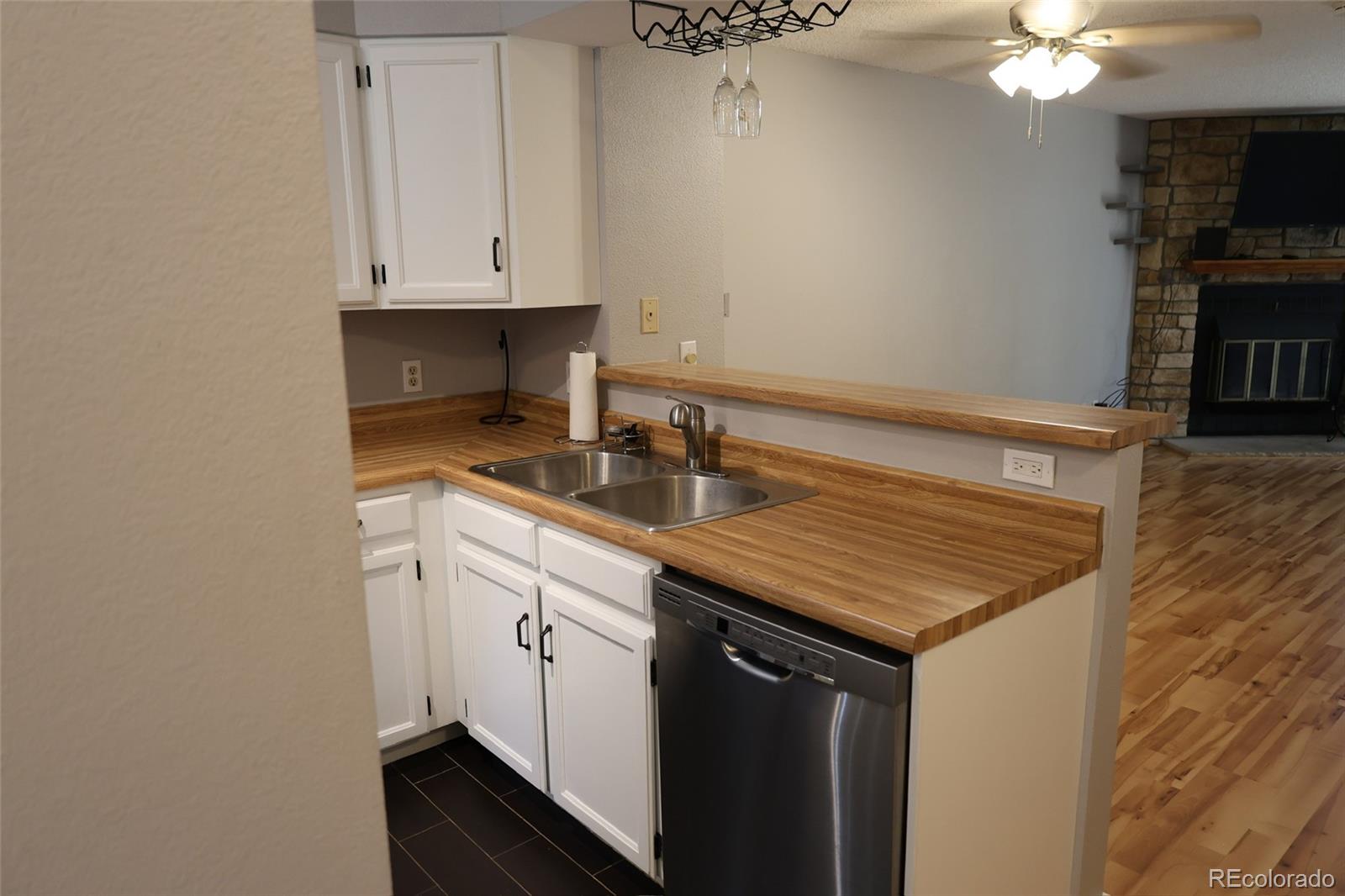 MLS Image #8 for 10879 w dartmouth avenue,denver, Colorado