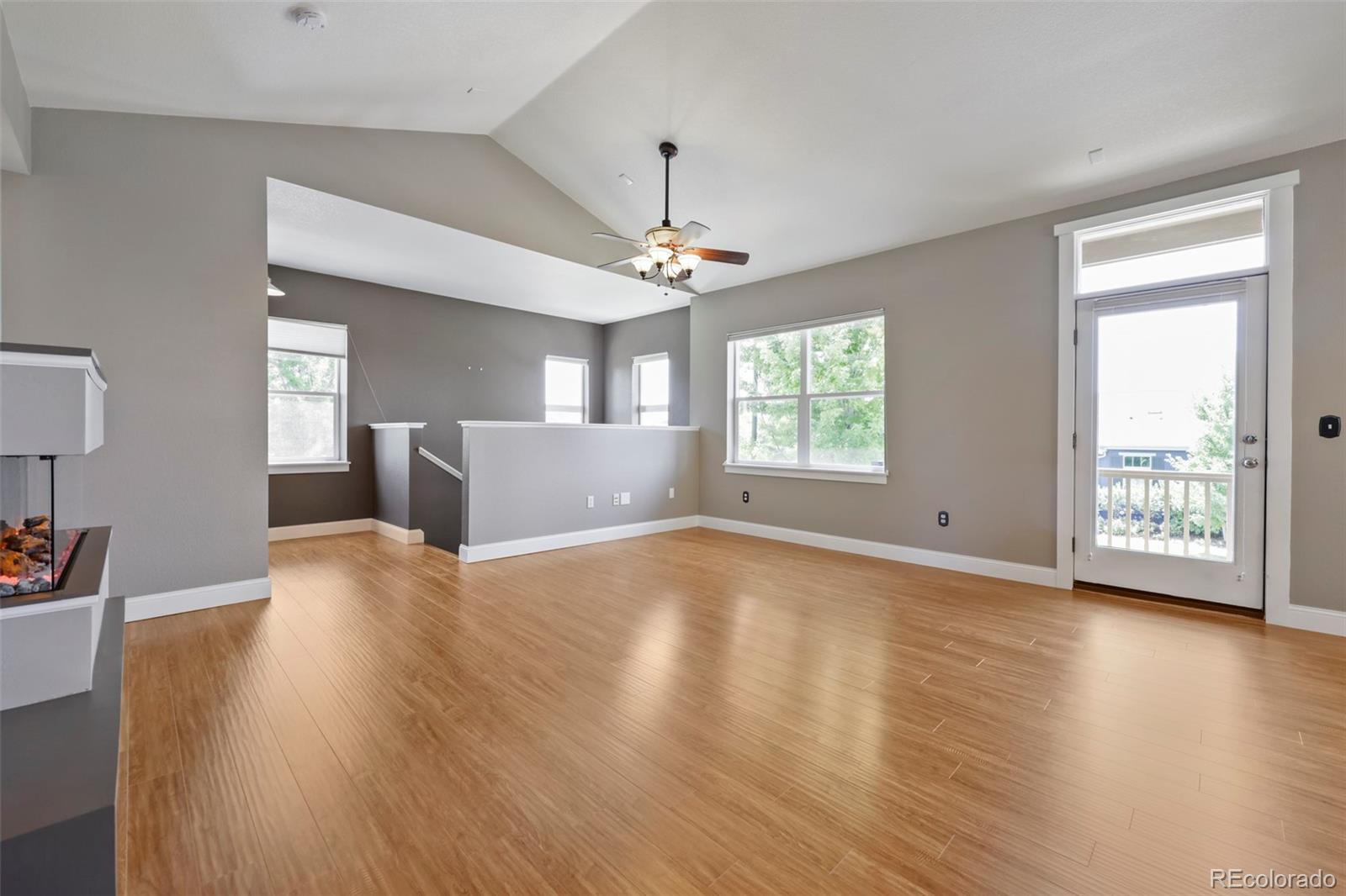 MLS Image #2 for 10343 e 26th avenue,denver, Colorado