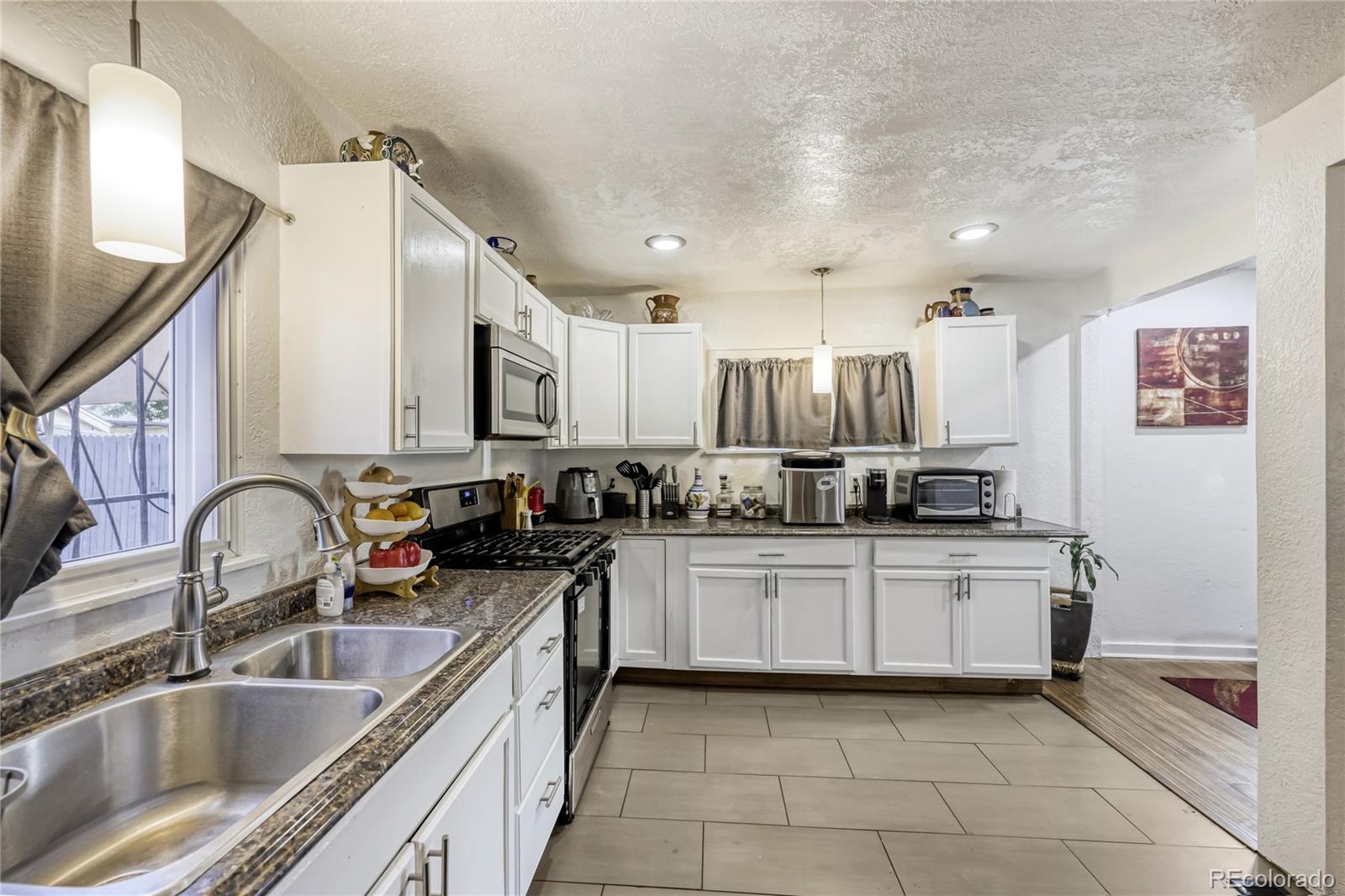 MLS Image #8 for 4664  clayton street,denver, Colorado