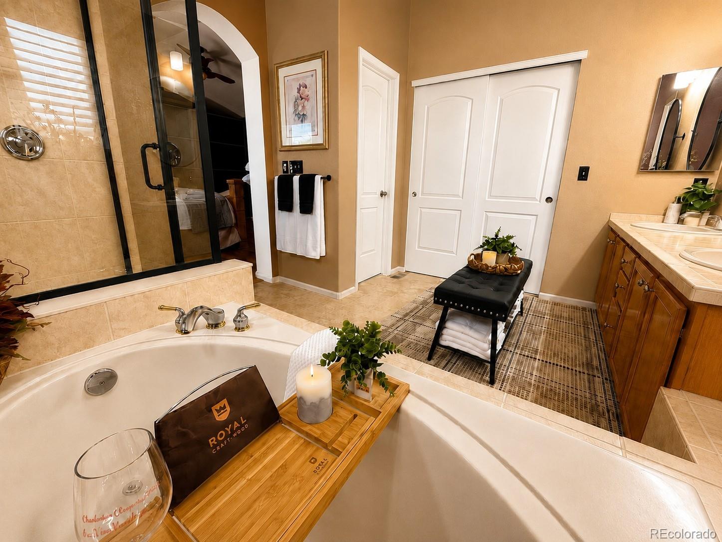 MLS Image #26 for 2420 s fundy circle,aurora, Colorado