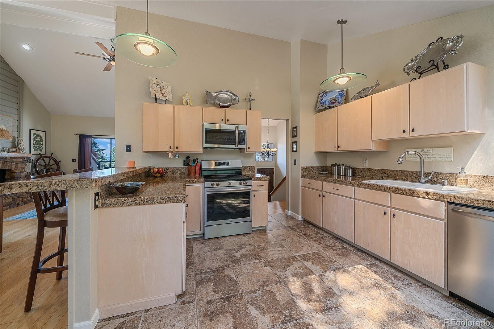 MLS Image #15 for 1013  arrow wood drive,golden, Colorado