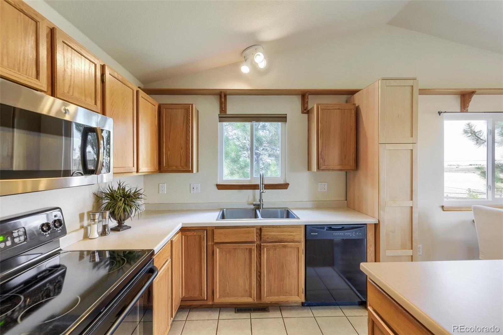 MLS Image #8 for 34114  prairie loop,elizabeth, Colorado