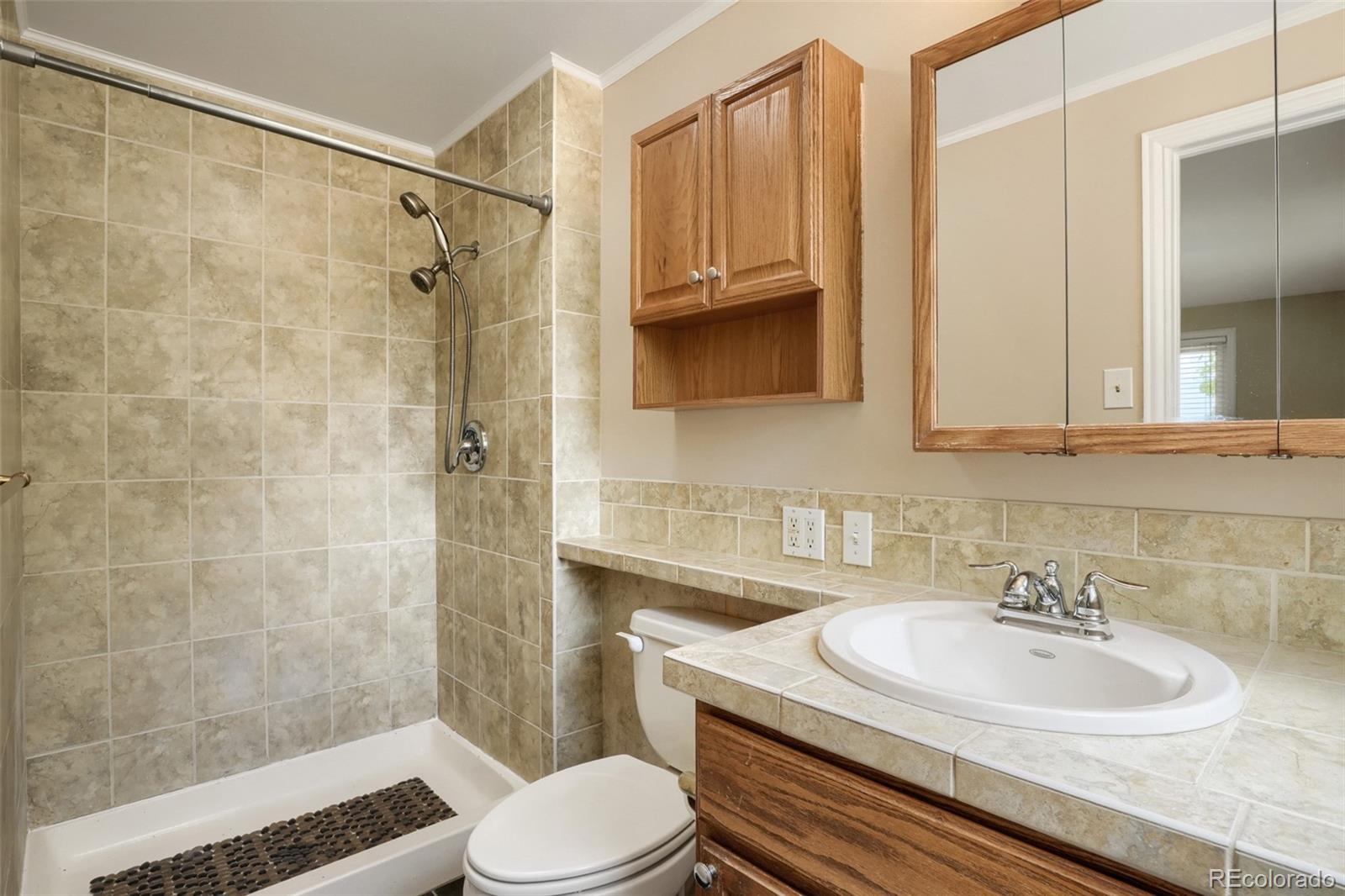 MLS Image #27 for 1260 e easter avenue,centennial, Colorado