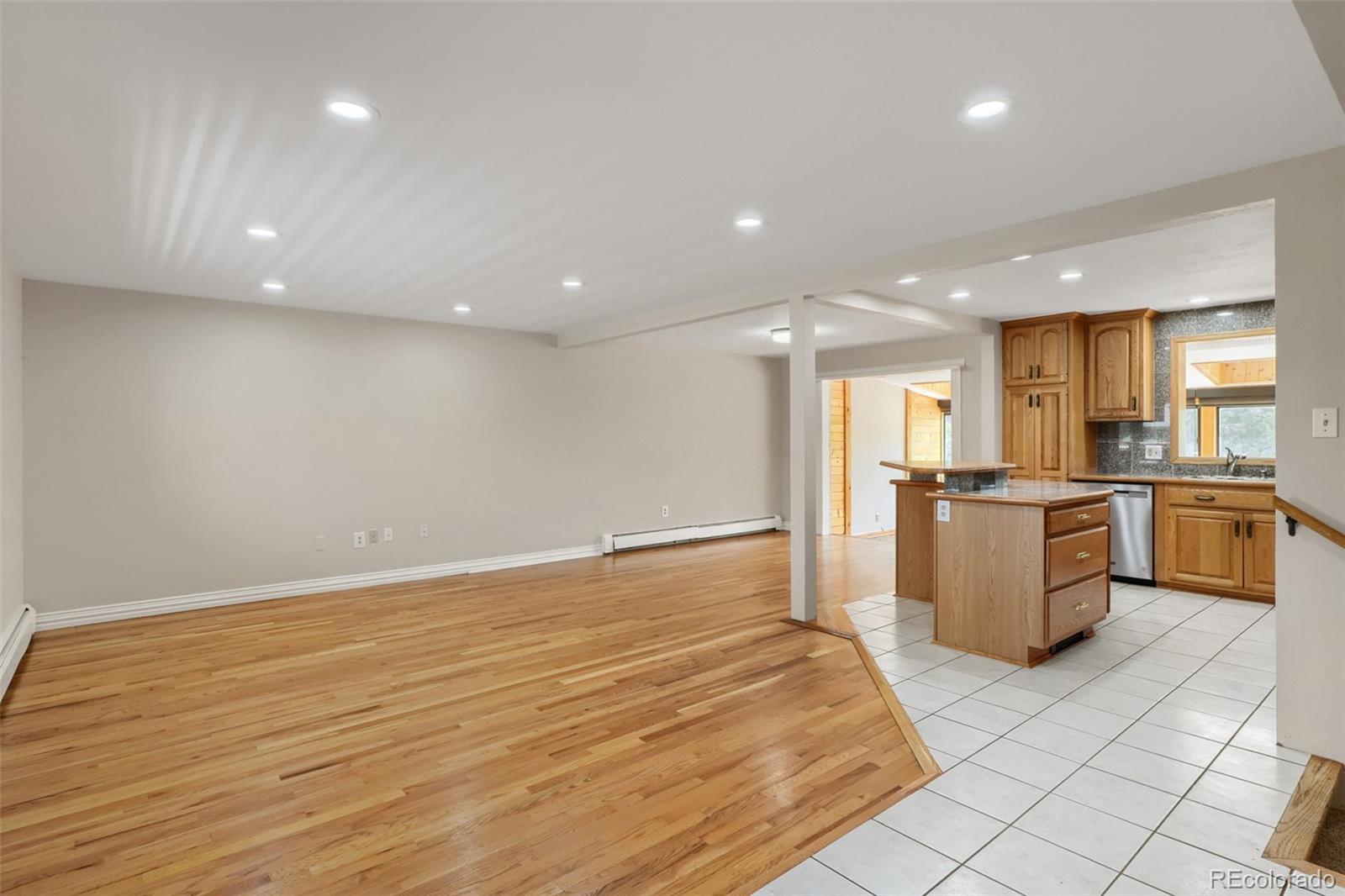 MLS Image #9 for 1260 e easter avenue,centennial, Colorado
