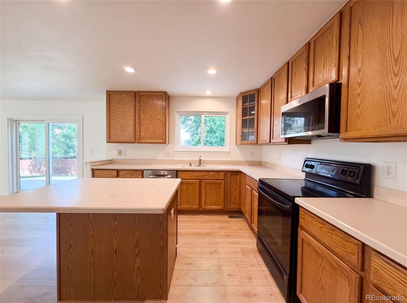MLS Image #15 for 10562  falcon street,longmont, Colorado