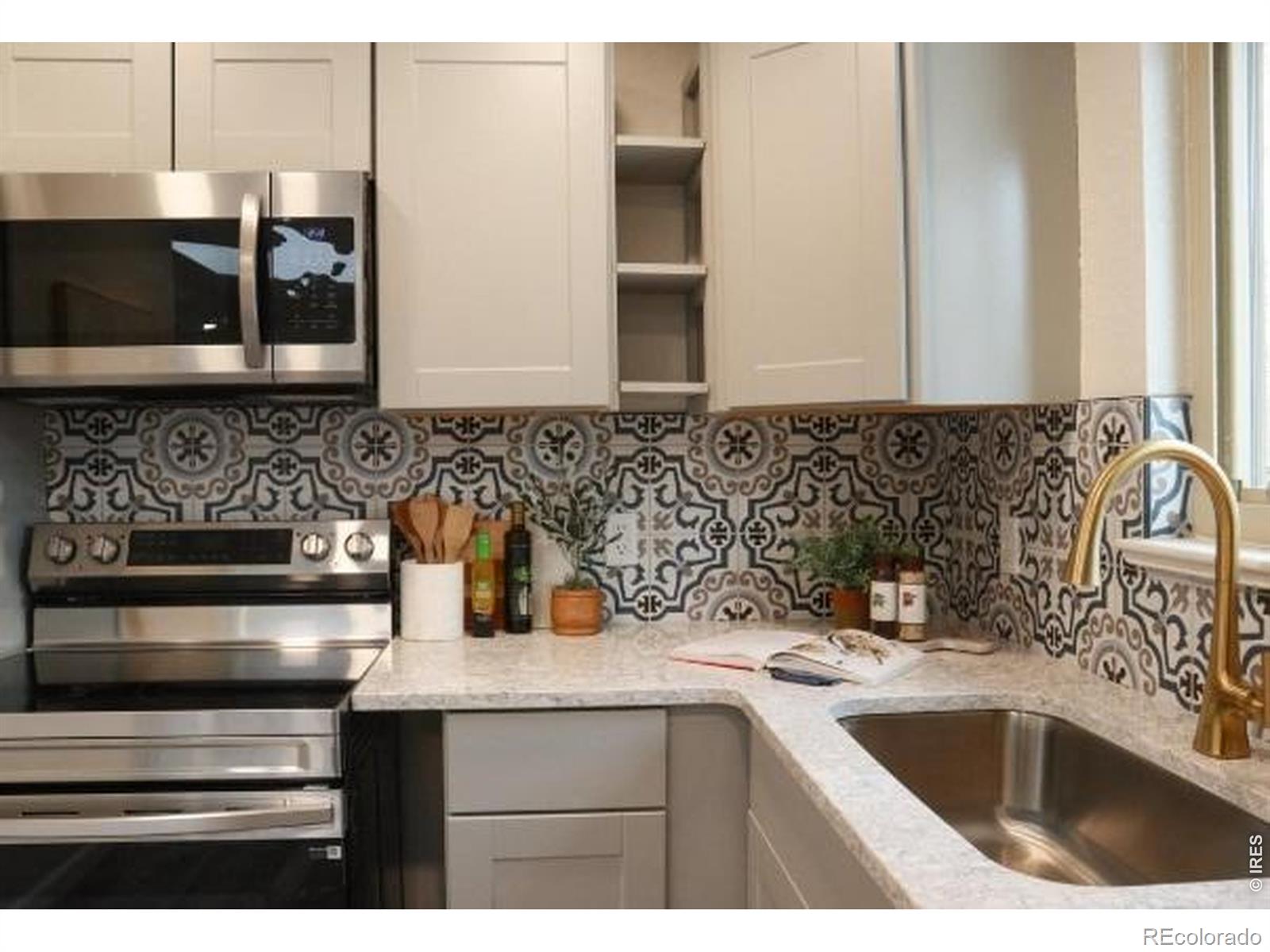 MLS Image #4 for 635 w prospect road,fort collins, Colorado