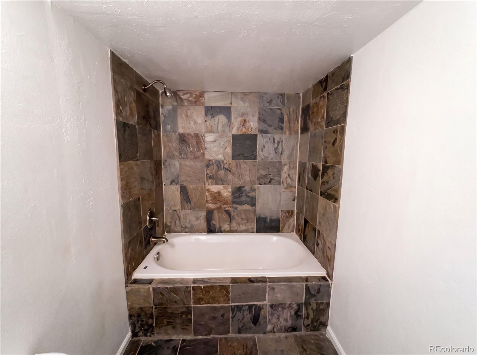 MLS Image #11 for 5667  johnson street,arvada, Colorado