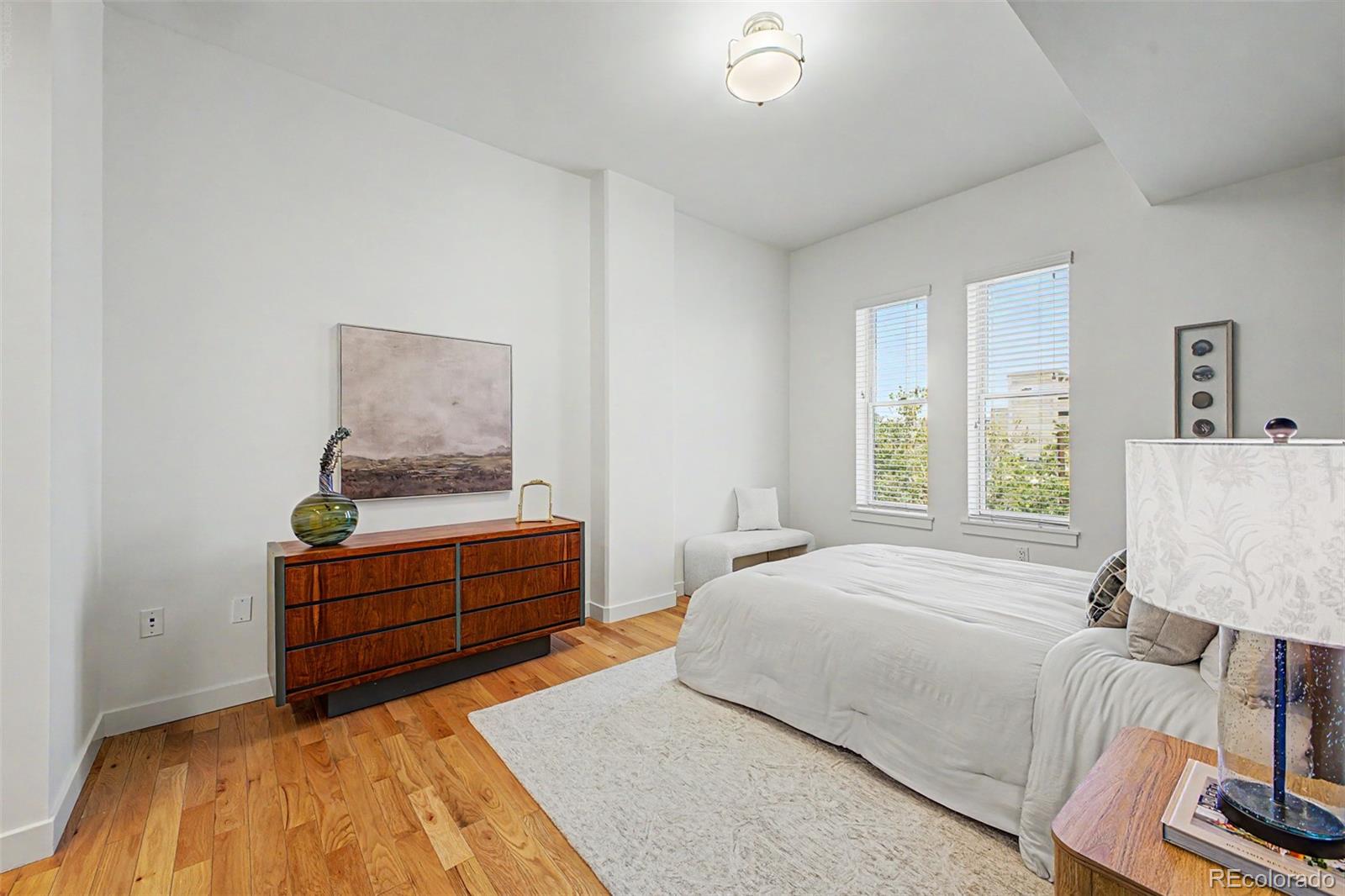 MLS Image #12 for 410  acoma street,denver, Colorado