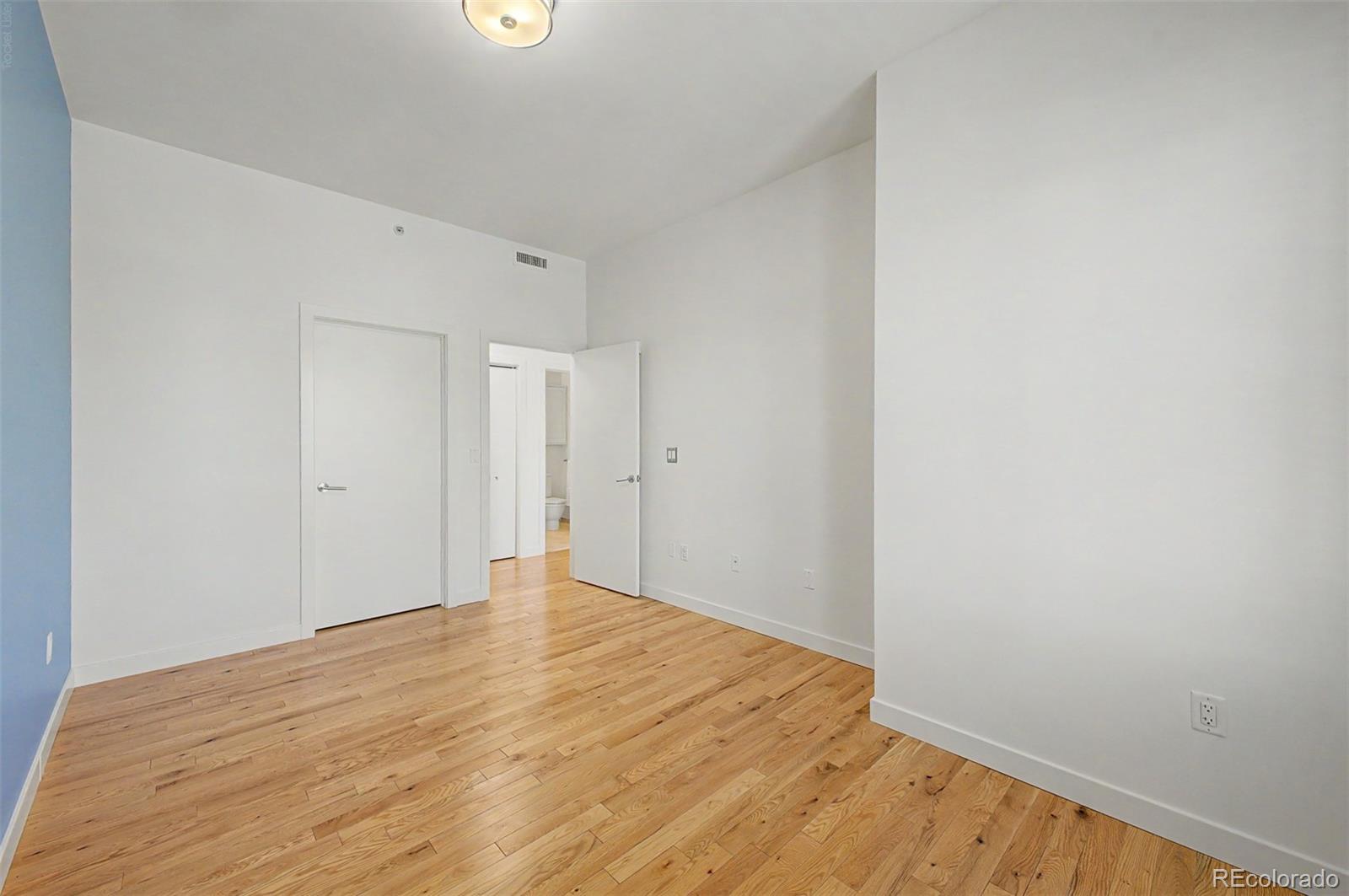 MLS Image #19 for 410  acoma street,denver, Colorado