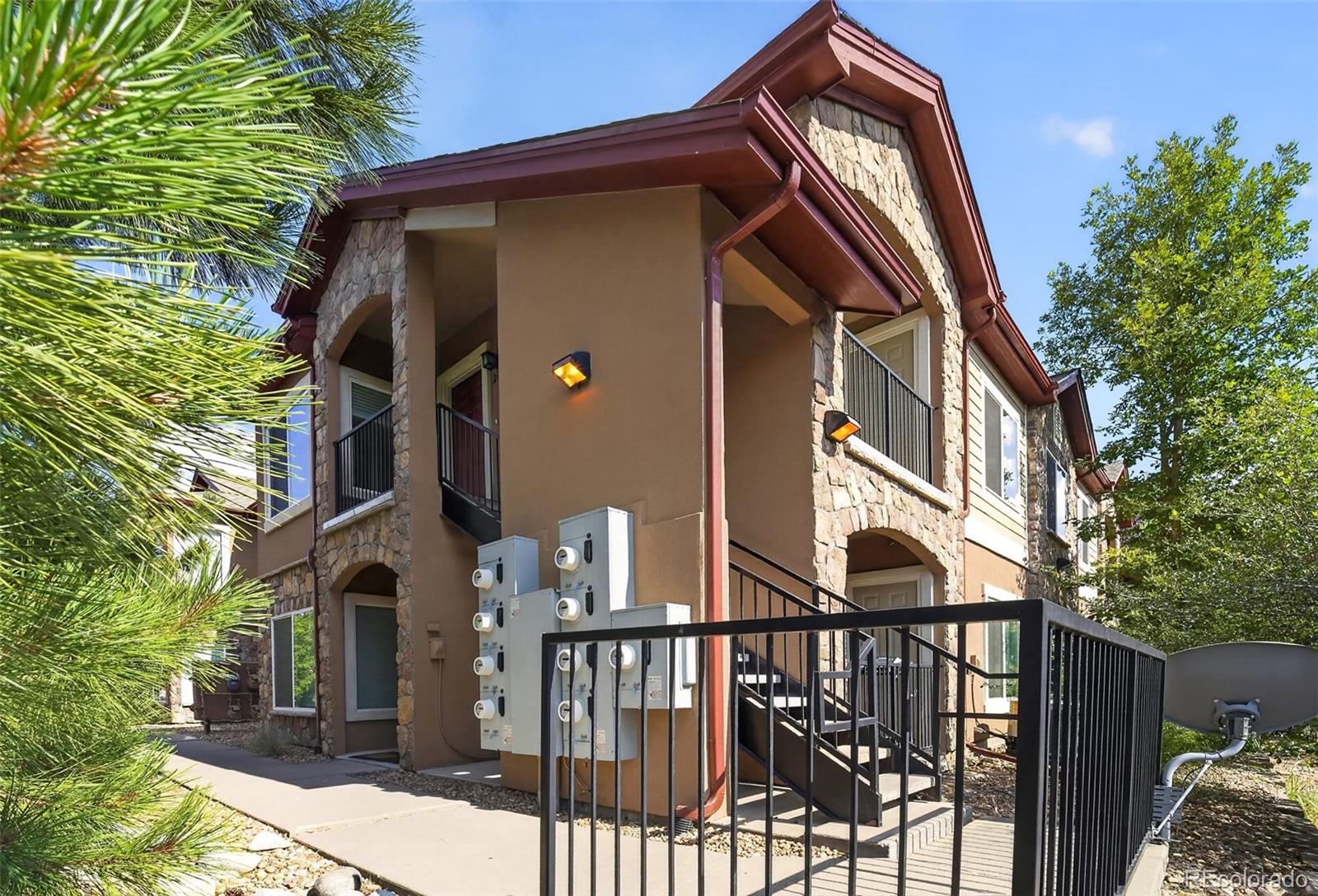 MLS Image #1 for 1601  fraser court,aurora, Colorado