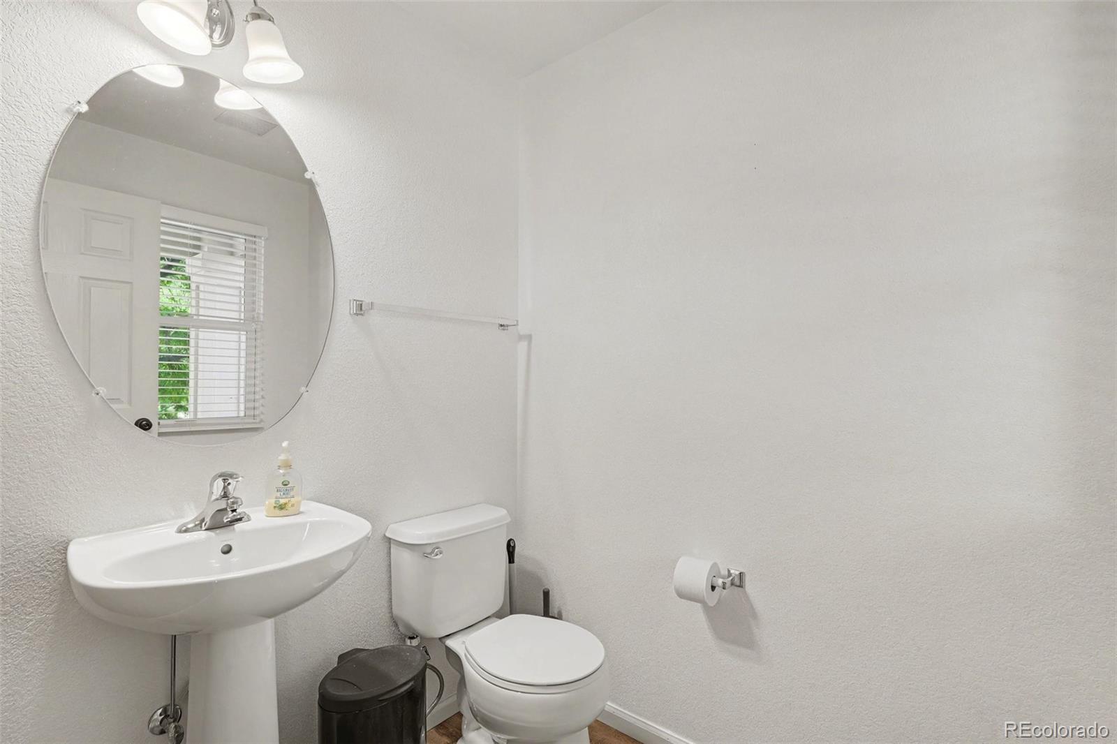 MLS Image #4 for 20305 e vassar avenue,aurora, Colorado