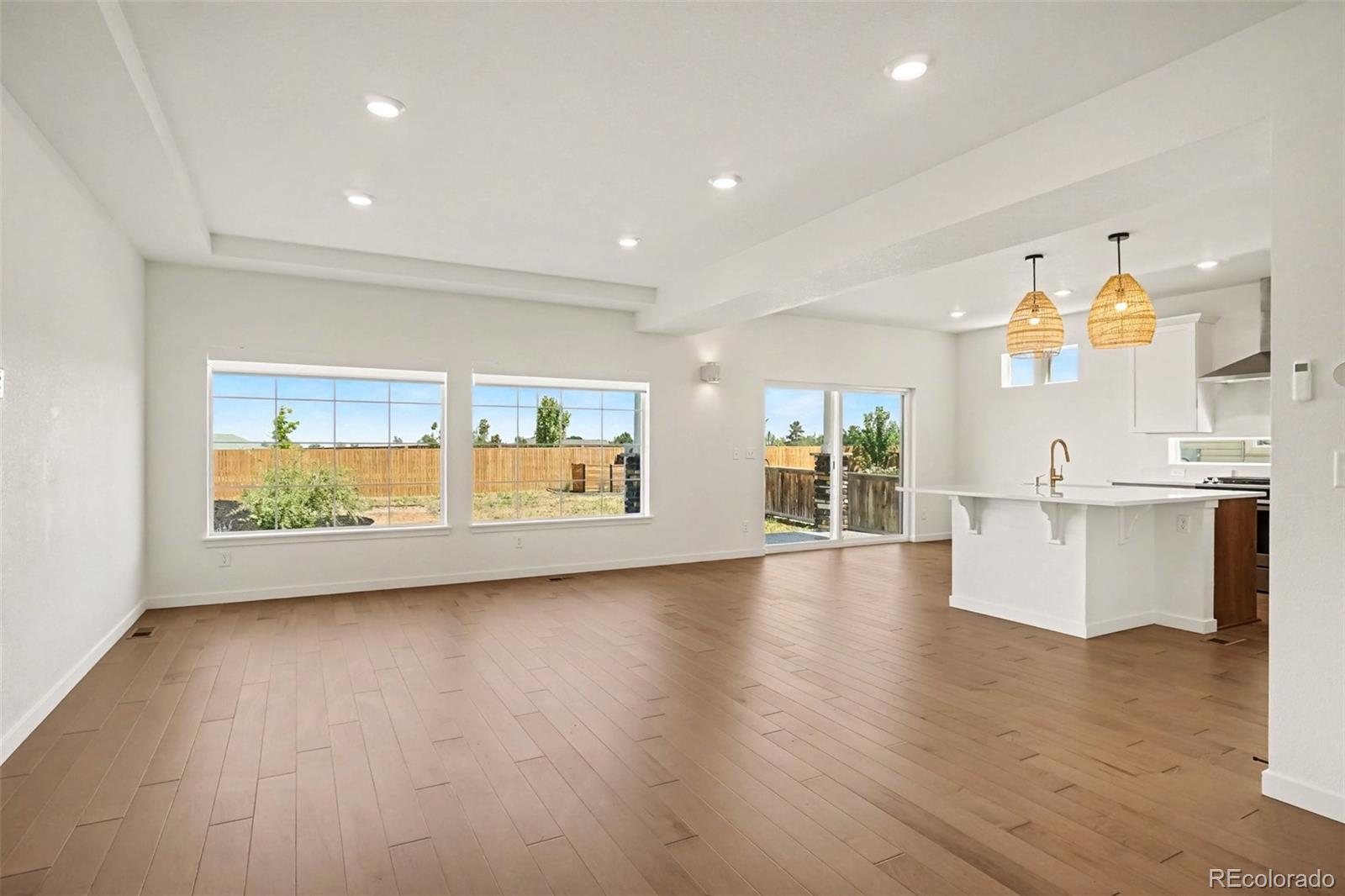 MLS Image #10 for 16441 e 111th drive,commerce city, Colorado