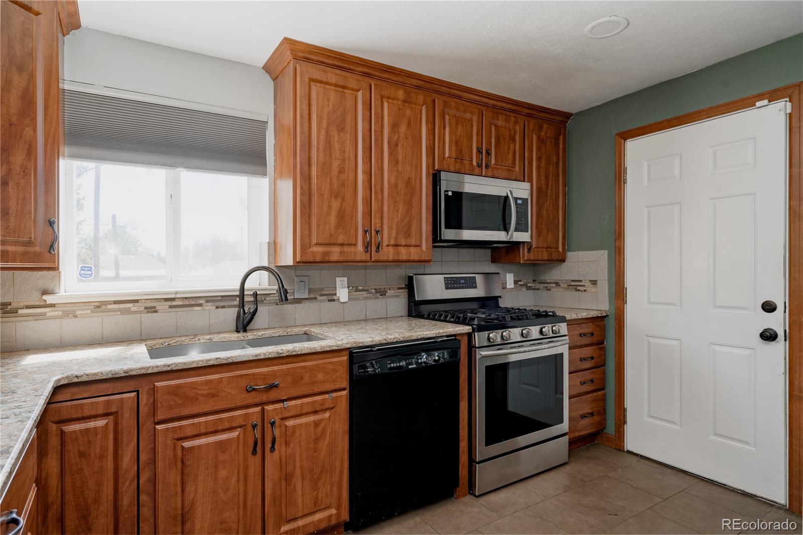 MLS Image #6 for 1382 s canosa court,denver, Colorado
