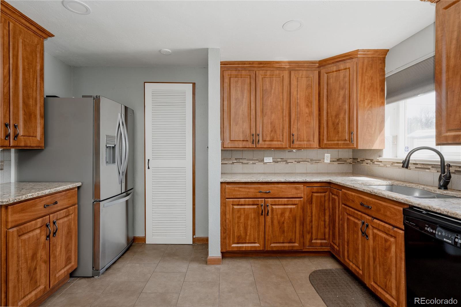 MLS Image #7 for 1382 s canosa court,denver, Colorado
