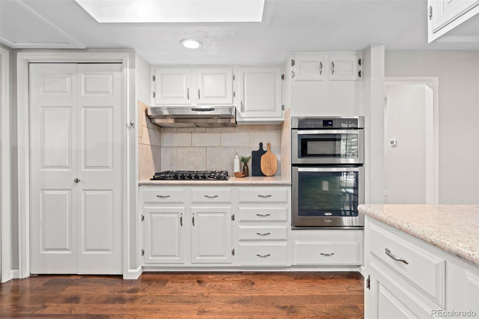 MLS Image #25 for 5122 s cody court,littleton, Colorado