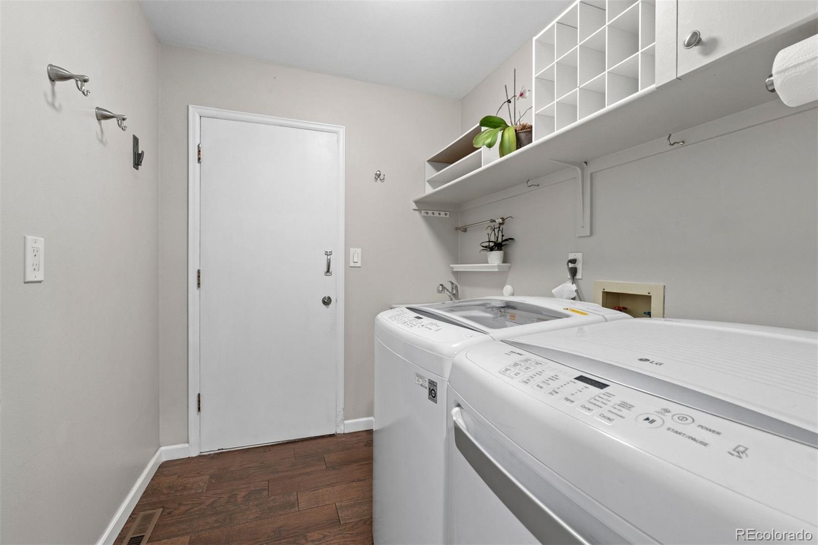 MLS Image #27 for 5122 s cody court,littleton, Colorado