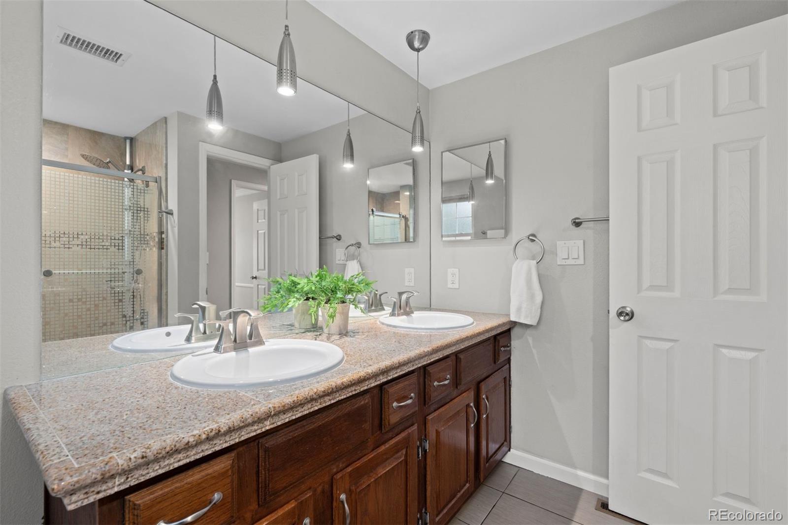 MLS Image #39 for 5122 s cody court,littleton, Colorado
