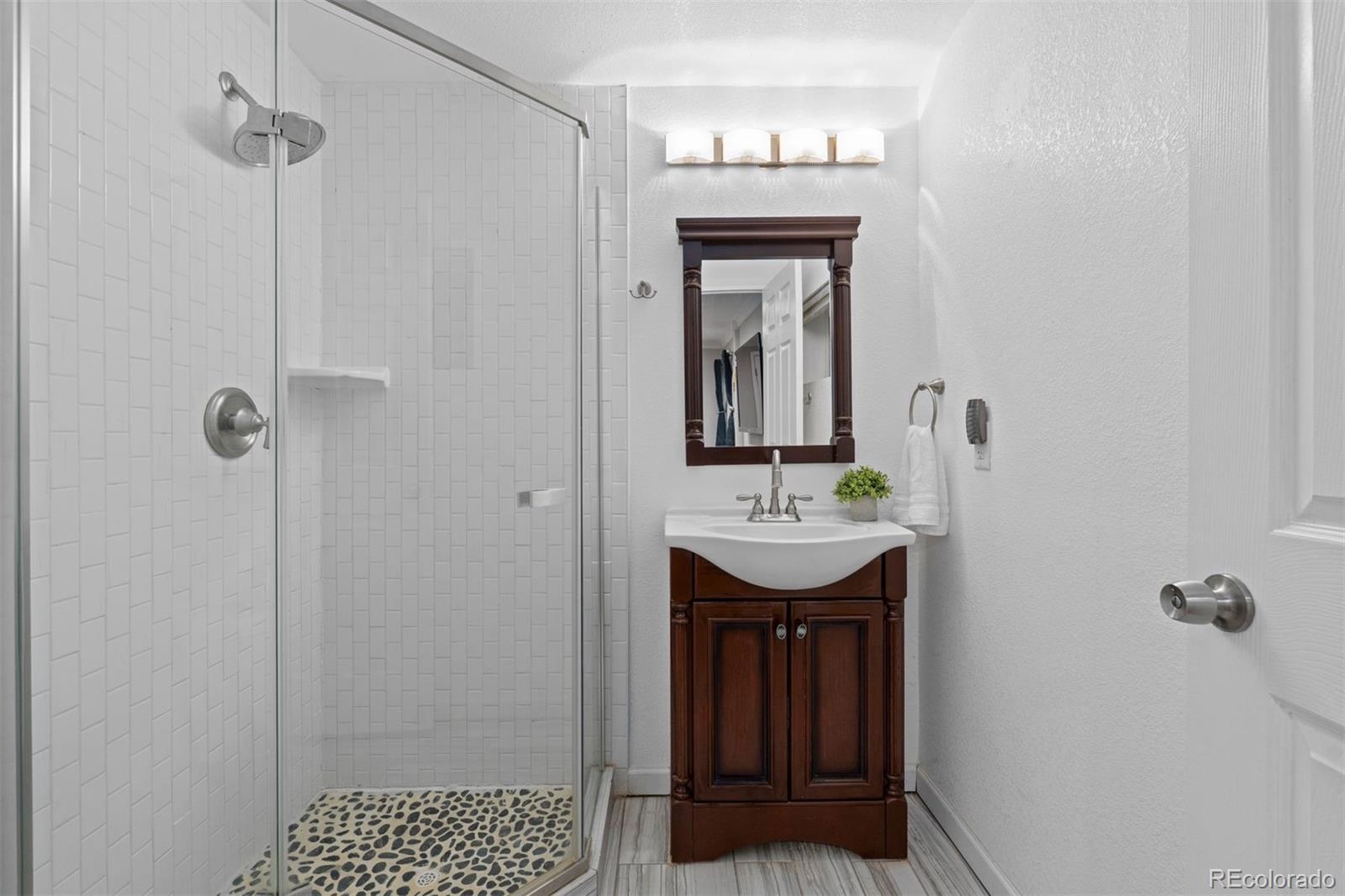 MLS Image #45 for 5122 s cody court,littleton, Colorado