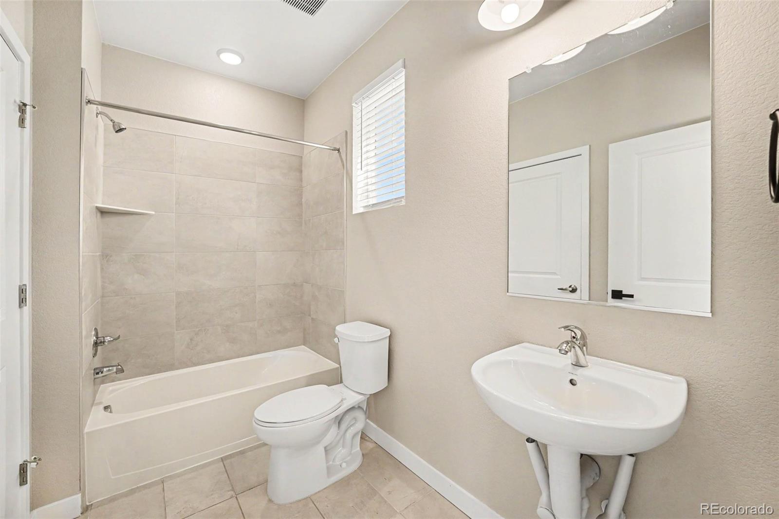 MLS Image #21 for 1580 w 68th lane,denver, Colorado