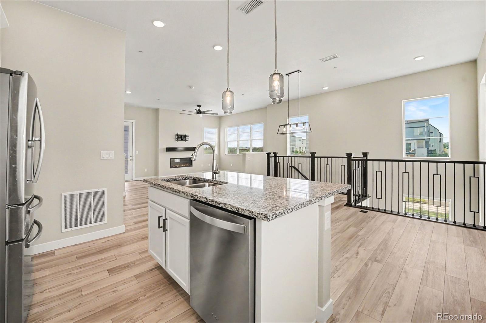 MLS Image #7 for 1580 w 68th lane,denver, Colorado