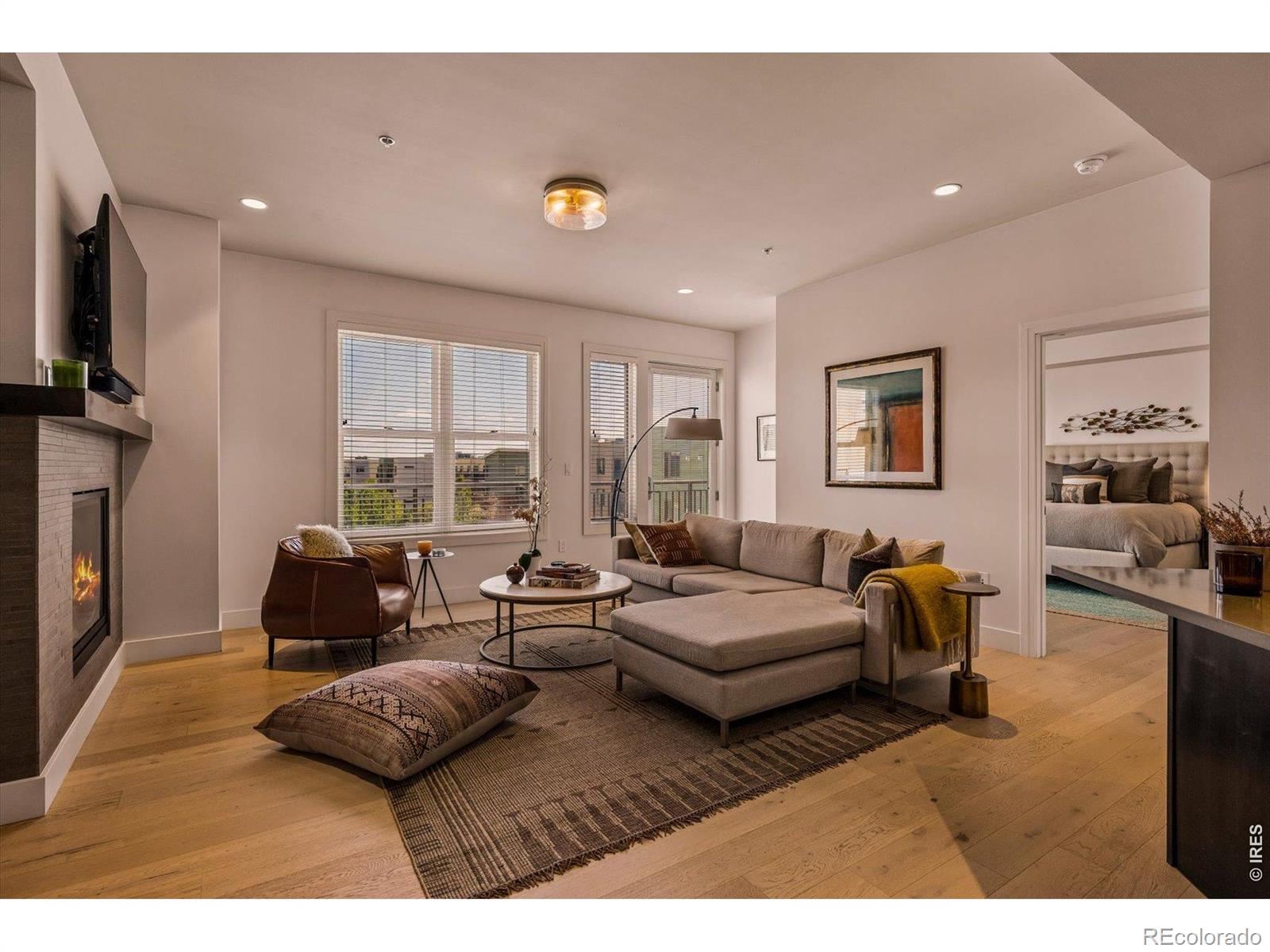 MLS Image #12 for 3401  arapahoe avenue,boulder, Colorado