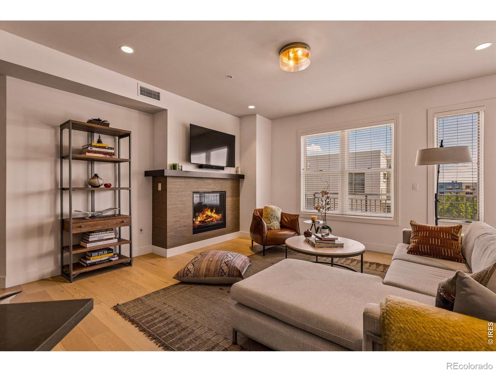MLS Image #13 for 3401  arapahoe avenue,boulder, Colorado