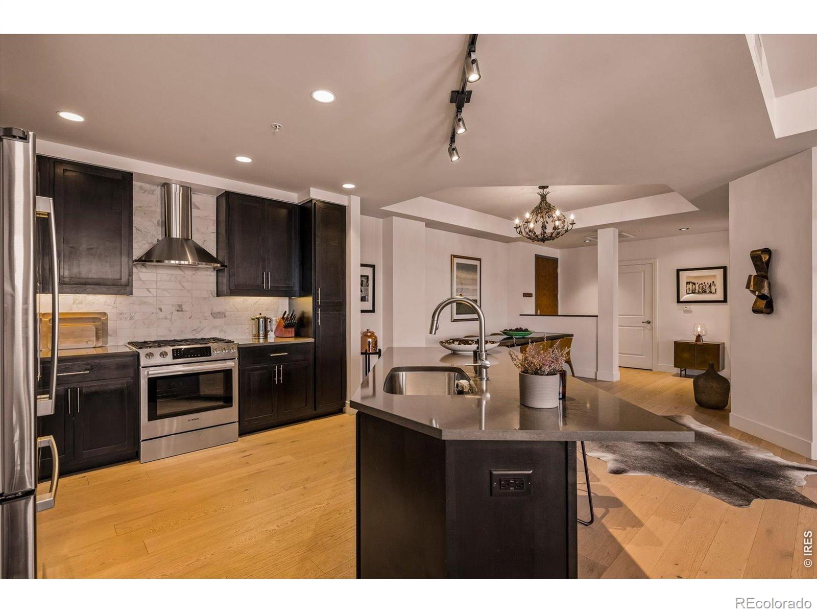 MLS Image #2 for 3401  arapahoe avenue,boulder, Colorado