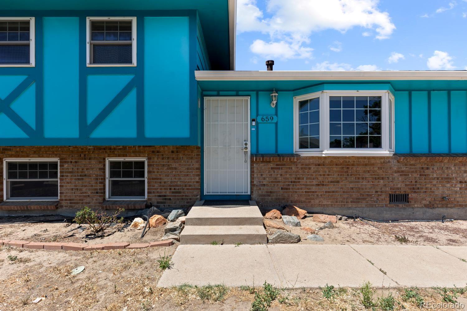 MLS Image #2 for 659 s newark court,aurora, Colorado