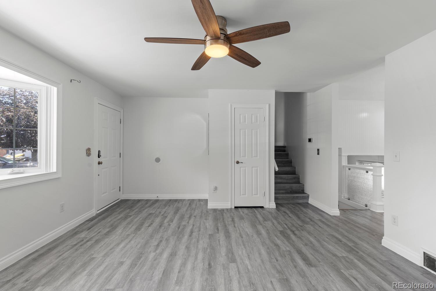 MLS Image #3 for 659 s newark court,aurora, Colorado