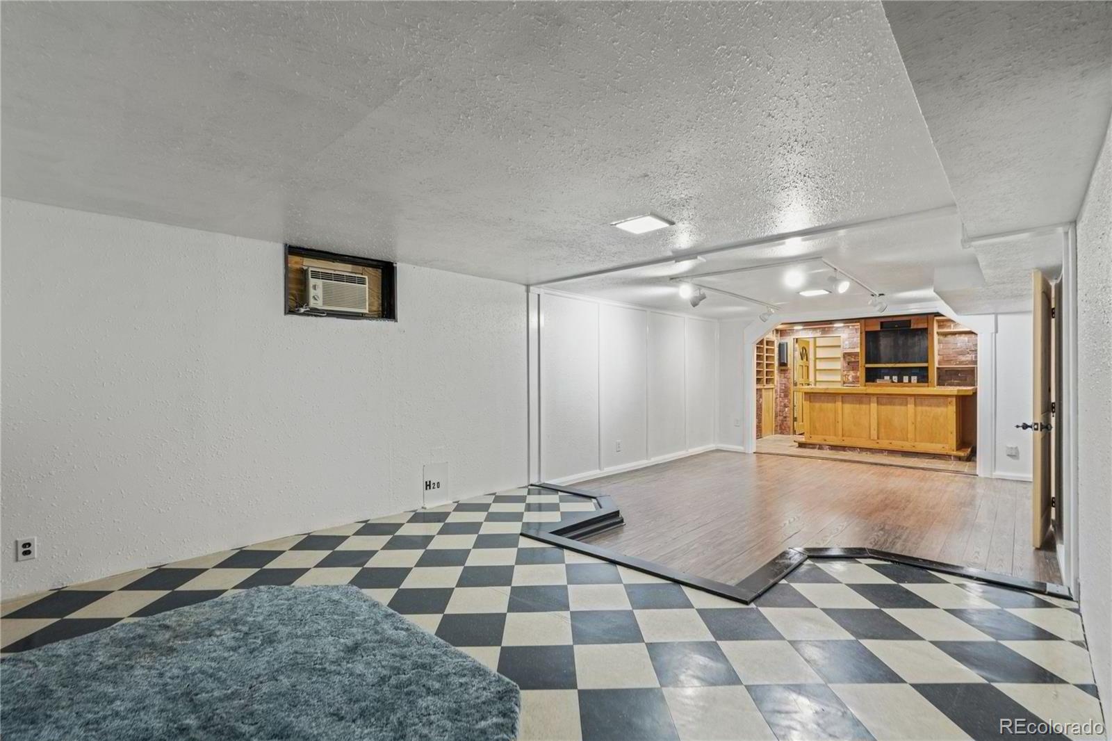 MLS Image #21 for 382  zion street,aurora, Colorado