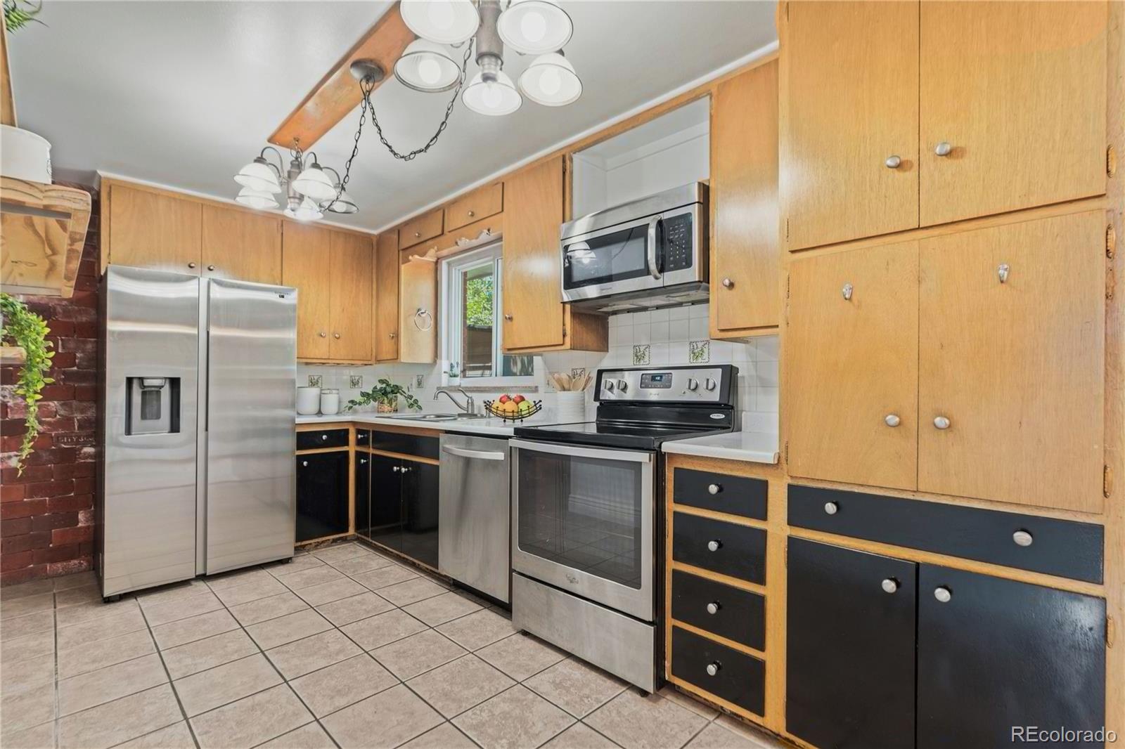 MLS Image #7 for 382  zion street,aurora, Colorado