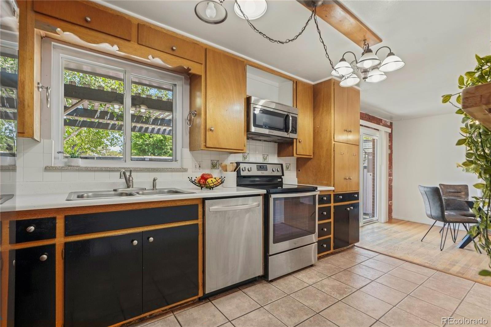 MLS Image #8 for 382  zion street,aurora, Colorado