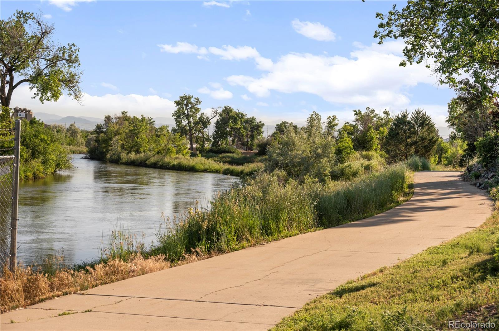 MLS Image #49 for 1961 w 67th place,denver, Colorado