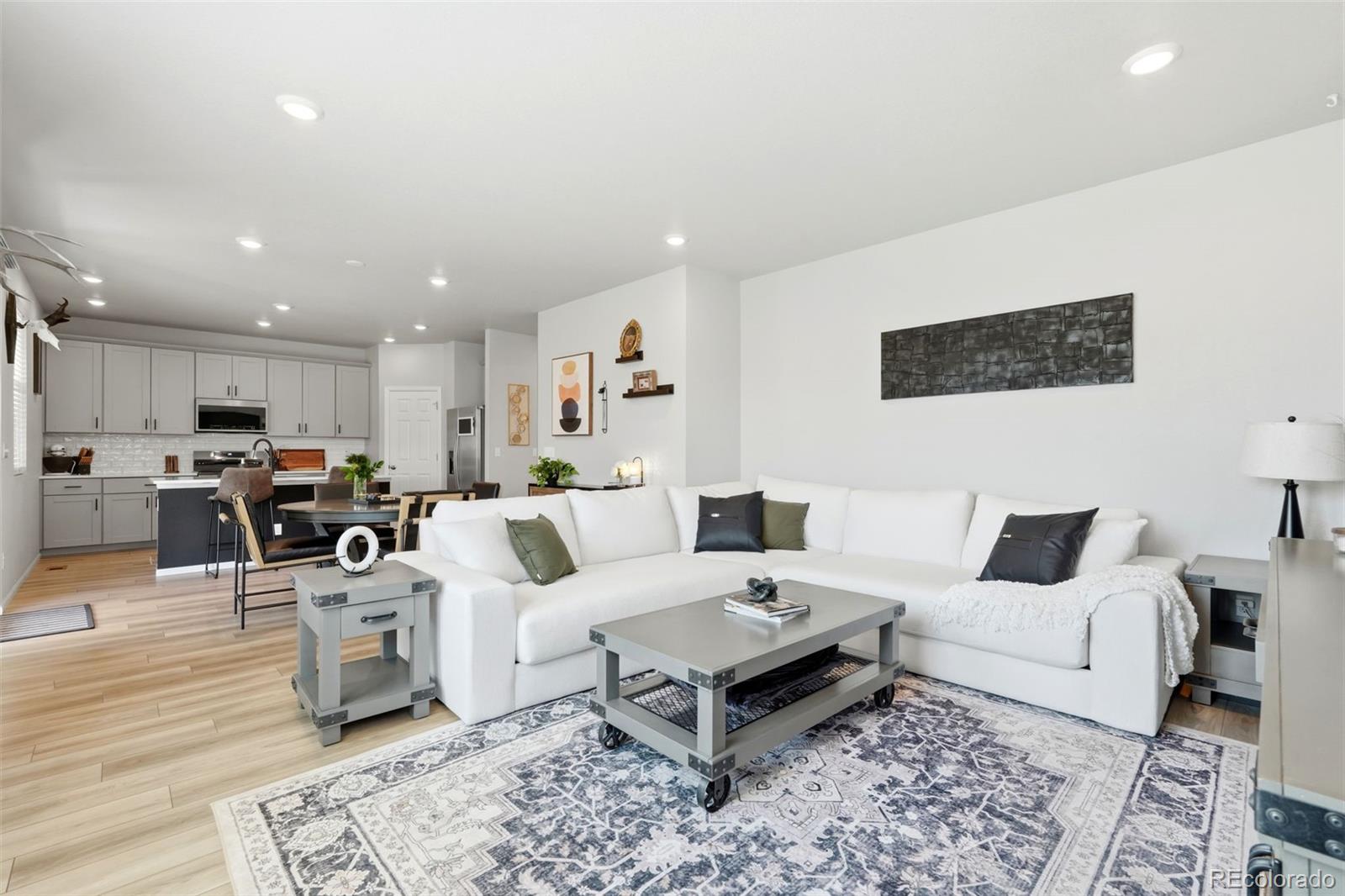 MLS Image #10 for 9170  sedalia street,commerce city, Colorado