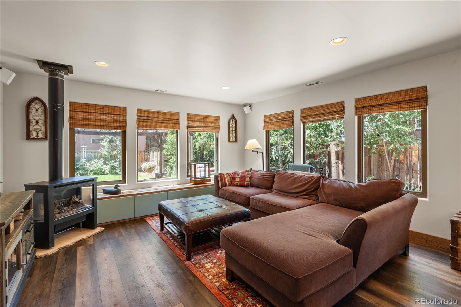 MLS Image #16 for 1819 w pikes peak avenue,colorado springs, Colorado